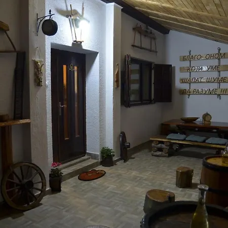 Sapat Sume 别墅 Ljubos